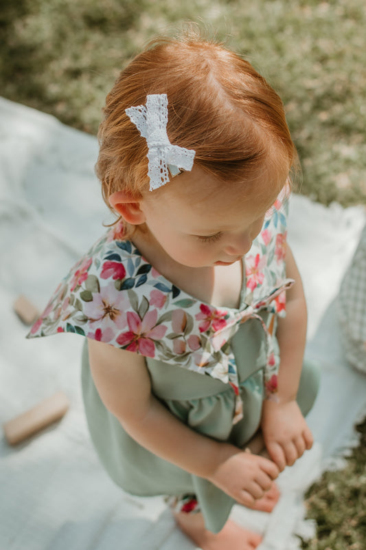 White Lace Bows